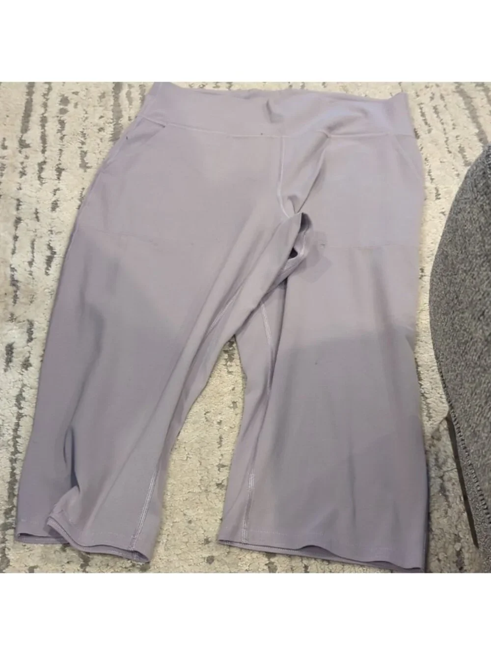 Lululemon Align Crop *23